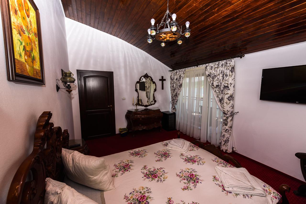 Casa Andrei Hotel Orşova Eksteriør billede