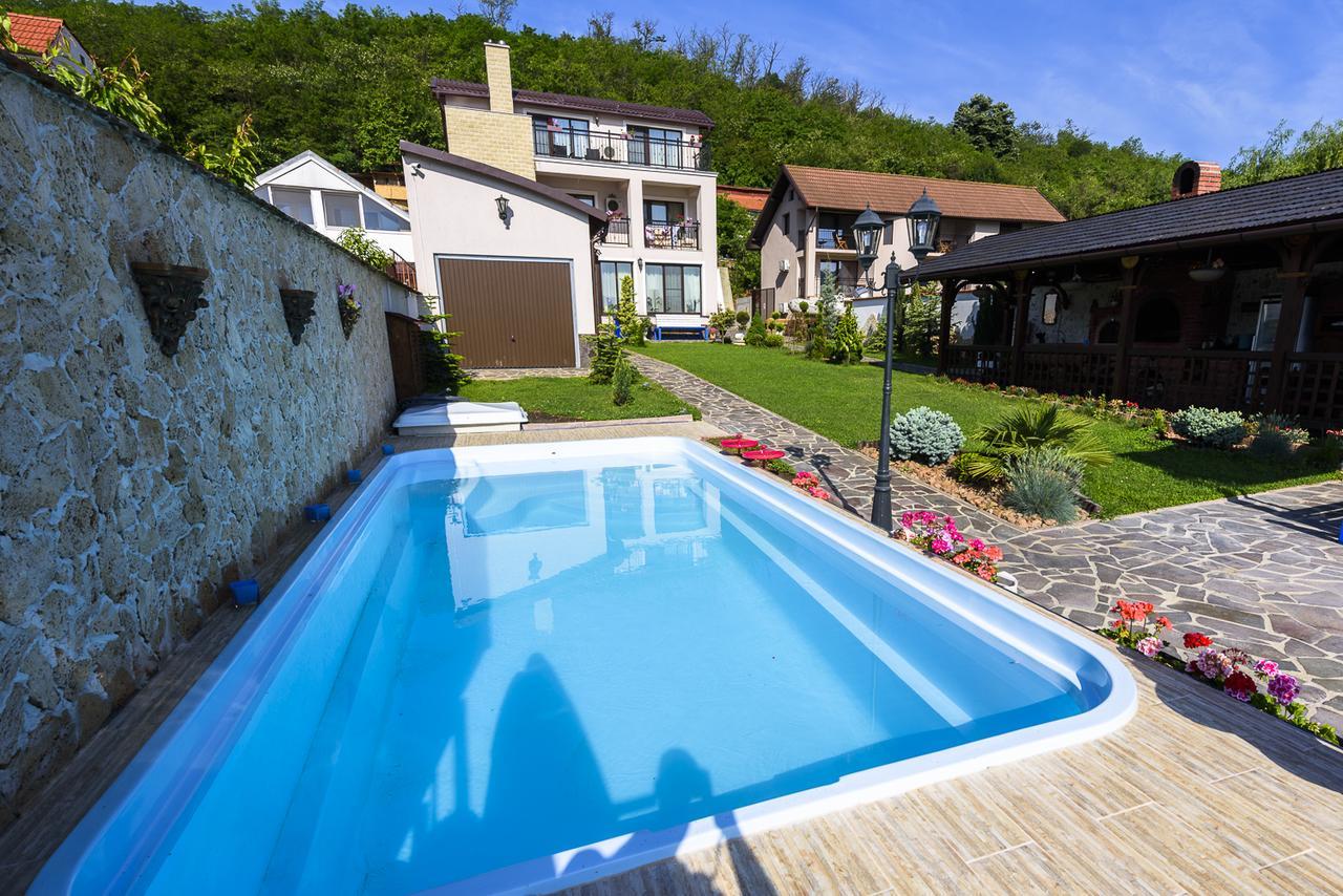 Casa Andrei Hotel Orşova Eksteriør billede