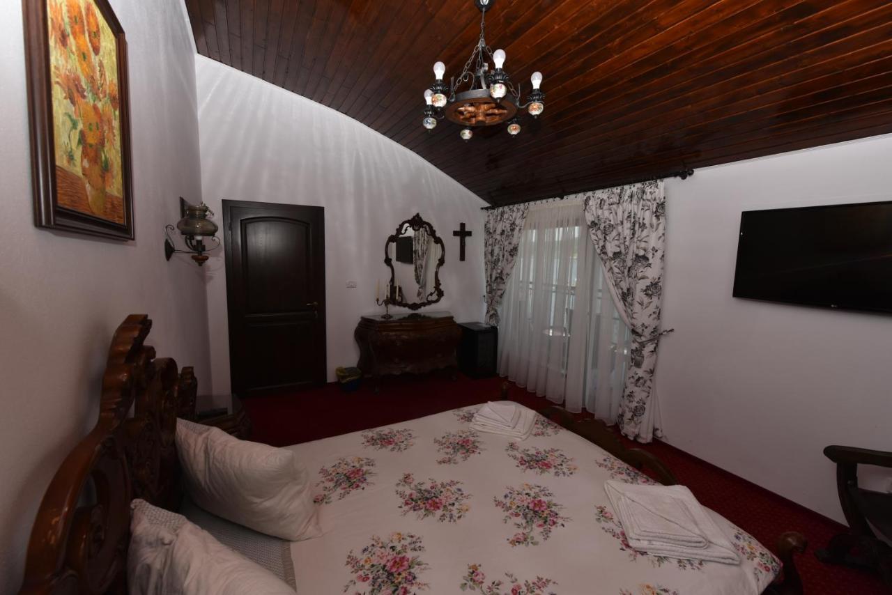 Casa Andrei Hotel Orşova Eksteriør billede